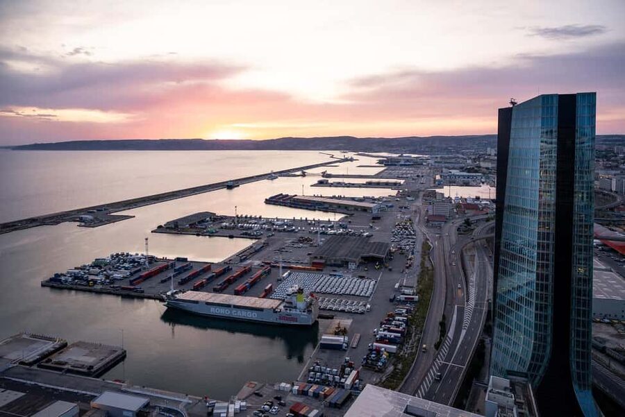 Marseille: Ticket for the Sky Center's panoramic terrace - Timing: how long the experience actually feels