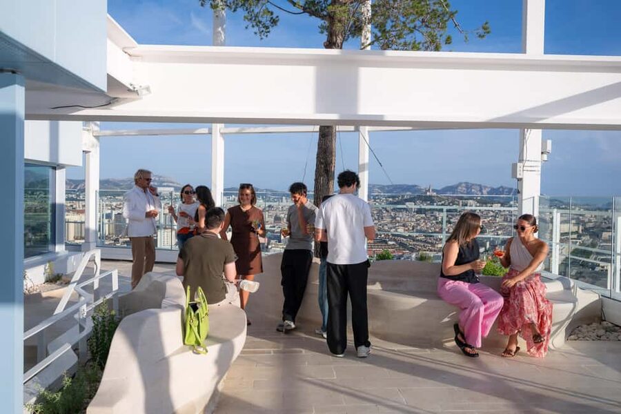 Marseille: Ticket for the Sky Center's panoramic terrace - Getting to the tower and finding your spot fast