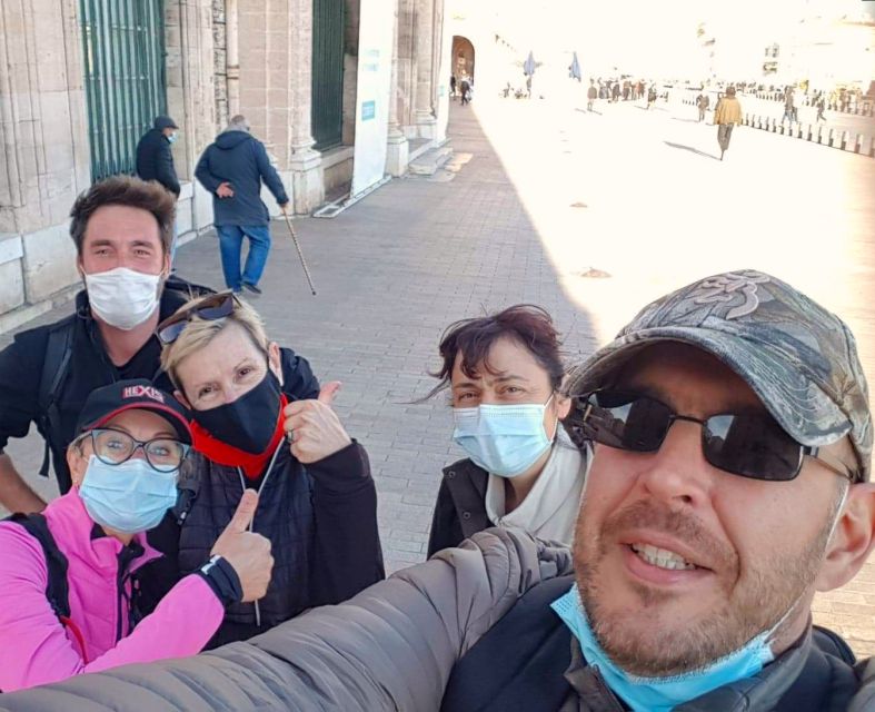 Marseille: Urban Hiking Tour with a Local Guide - Boulevard André Aune and Your Return Toward the Old Port