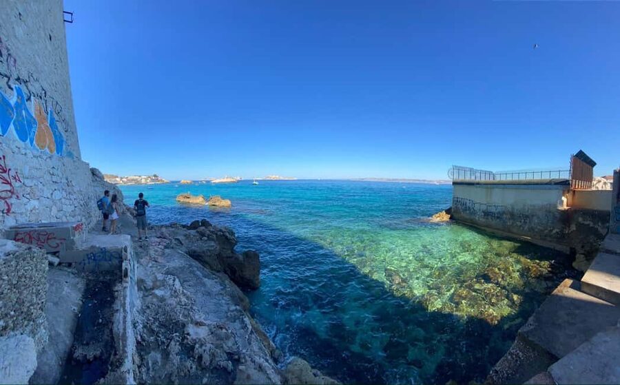 Marseille: Urban Hiking Tour with a Local Guide - Getting Started at La Canebière: Burger King to the Old Port