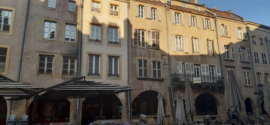 Metz: a guided walking tour of the city's key spots - Where you meet at Place Saint-Jacques, by the tall statue