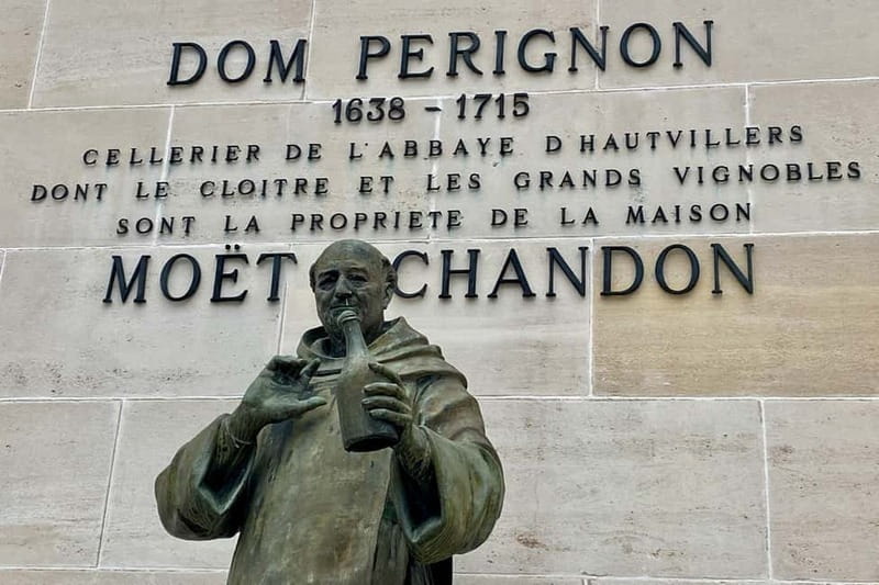 Moet et Chandon Veuve Clicquot Pommery Private Champagne - Reims Cathedral with a tight 30 minutes: what to do with the clock