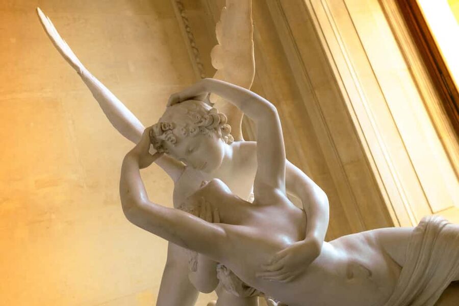 Mona Lisa & Treasures: 6-people Max Louvre Experience - Lesser-Known Stops Worth Your Attention: Winged Victory and Liberty Leading the People