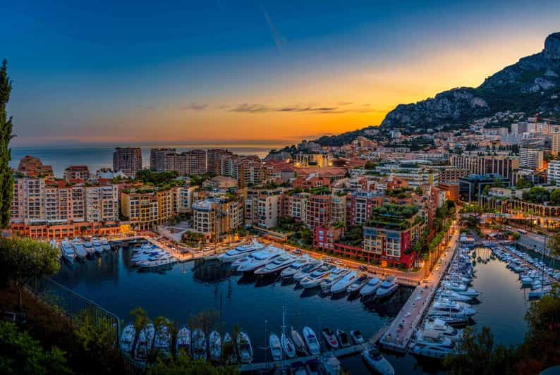 Monaco, Monte Carlo, Eze Landscape Day & Night Private Tour - Monte Carlo after dark, casino time, and dinner near the harbor