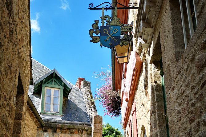 Mont Saint-Michel Day Trip from Bayeux (Shared tour) - Shared Tour Logistics: What It Means for Your Day