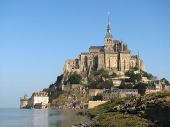 Mont Saint Michel Guided Day Trip with Abbey Entry from Paris - Key things you’ll notice on this tour