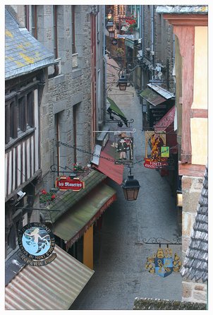 Mont Saint Michel Guided Day Trip with Abbey Entry from Paris - Abbaye du Mont-Saint-Michel: abbey entry plus the stair-and-moment experience