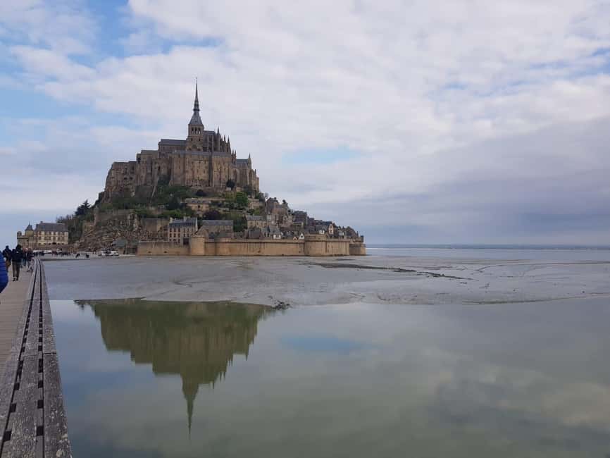 Mont Saint Michel: Village History and Legends Walking Tour - Key moments worth picking up
