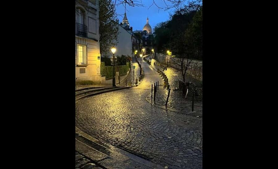 Montmartre for Art Lovers - Walking tour with Expert Guide - Starting at 20 Av. Rachel, right by Montmartre Cemetery