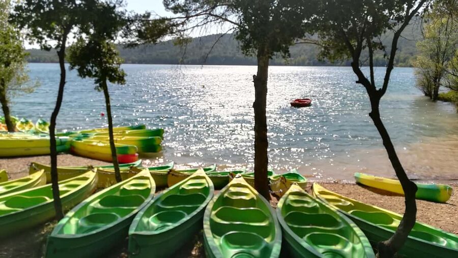 Montpezat: Canoe and kayak rental in the Verdon Gorges - Lake Montpezat and Lake Artignosc: Calm Water for Wandering