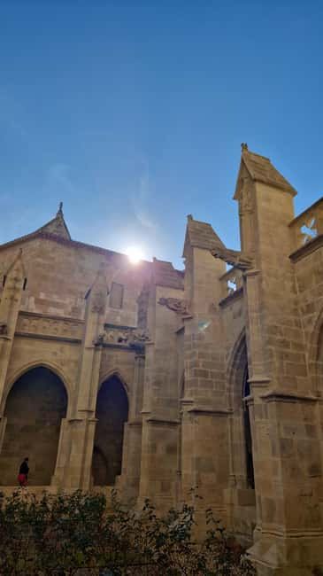 Narbonne: visit the Archbishops' Palace and Cathedral - Narbonne’s Archbishops’ Palace and Cathedral, in plain terms