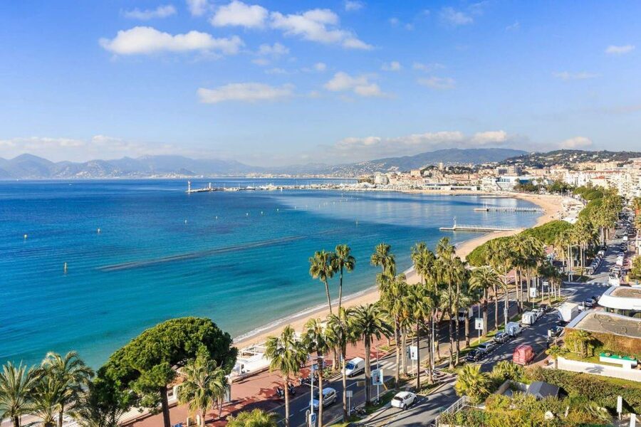 Nice: Cannes, Antibes & St Paul de Vence Half-Day Tour - Cannes Film Festival energy at the Palais des Festivals and La Croisette