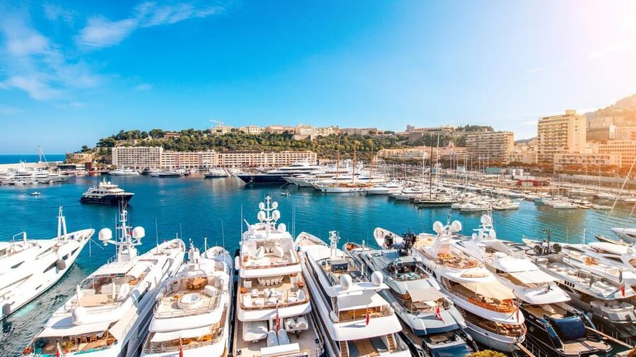Nice/Cannes: Monaco, Monte-Carlo & Eze Village Private Tour - Monte-Carlo glamour: boutiques, the Casino, and Hotel de Paris