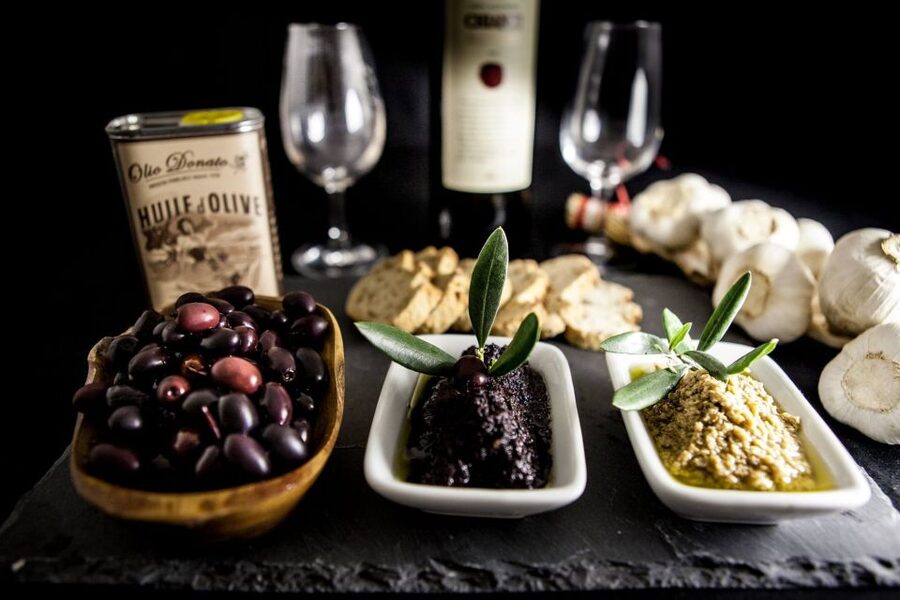 Nice: Guided Food & Wine Walking Tour with Full Meal - Pace, Comfort, and Who This Tour Fits Best