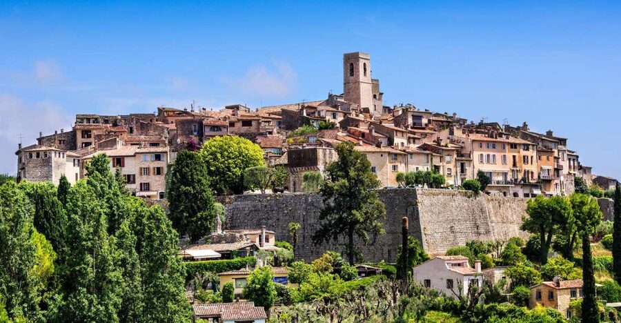 Nice: Half-Day Saint Paul de Vence and Wine Tasting Tour - Saint-Paul de Vence: a medieval village you can actually enjoy on foot