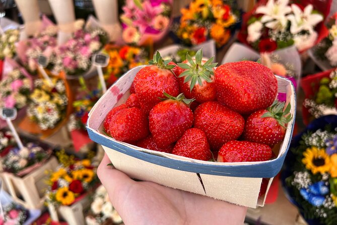 Nice: Old Town & Local Markets Food Tour with 9+ Tastings - Wine and dessert: what you’ll sip and what you’ll finish with