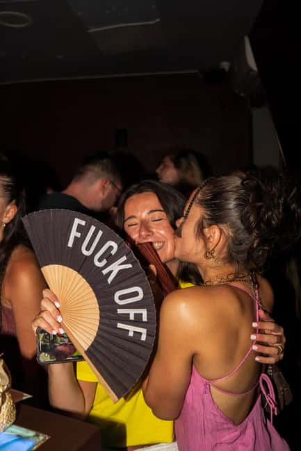 Nice: Orange Bar Crawl with 5 Free Shots & VIP Club Entry - Quick hits