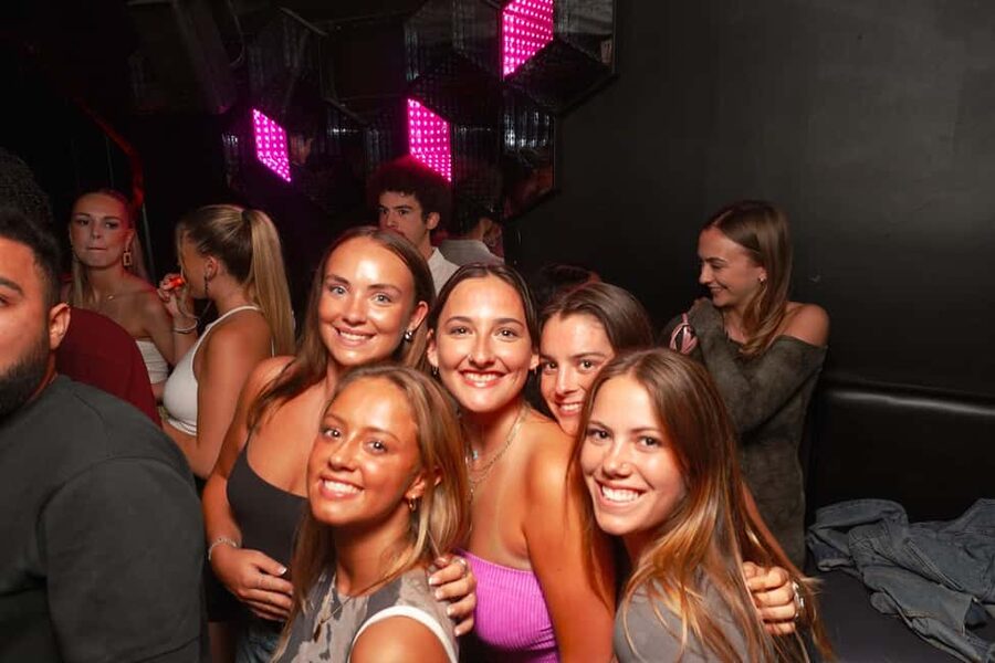 Nice: Orange Bar Crawl with 5 Free Shots & VIP Club Entry - Orange Bar Crawl Orange in Nice: loud, guided, and built for quick friends