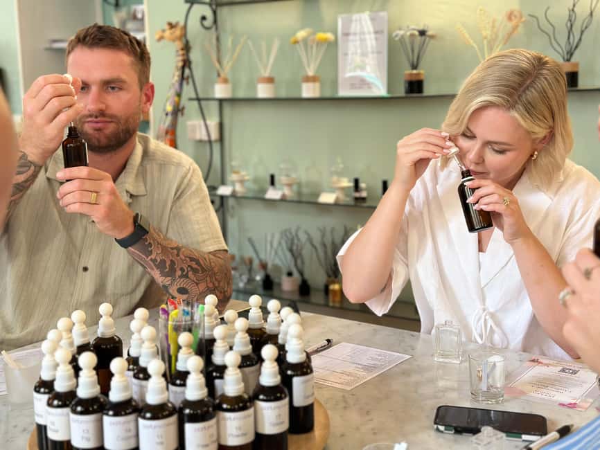 Nice: Perfume Creation Workshop - The guidance is the value, and you feel it during blending