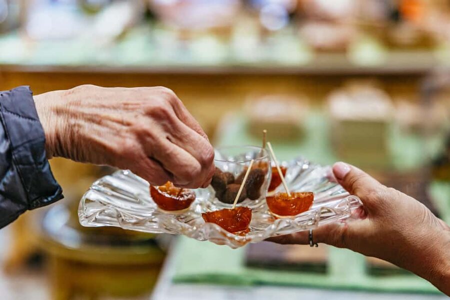 Nice: Sunset Food Tour with Full Meal and Wine - Starting at Attimi and Finding the Flow of the Evening