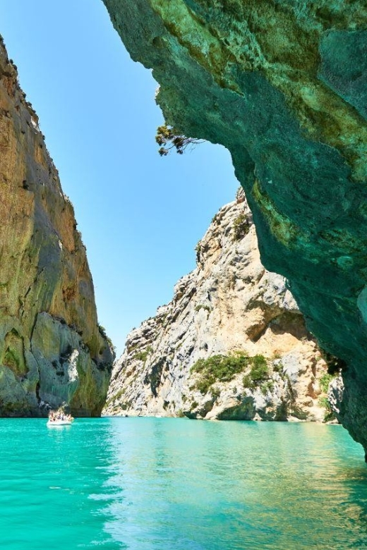 Nice: The Gorges du Verdon and Ste Croix Lake Full-Day Tour - How Castellane’s old ramparts and Route Napoleon vibe feel in person