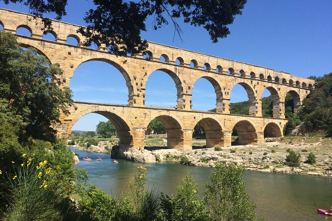 Nimes, Uzes & Pont du Gard Small Group FULL DAY Tour from Avignon - Arènes de Nîmes: more than an impressive amphitheatre