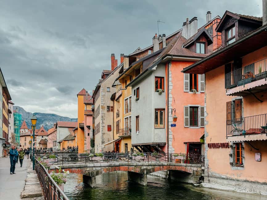 No Diet Club - Unique Food Tour in Annecy with many Tastings - Why Annecy’s food tour works best on foot