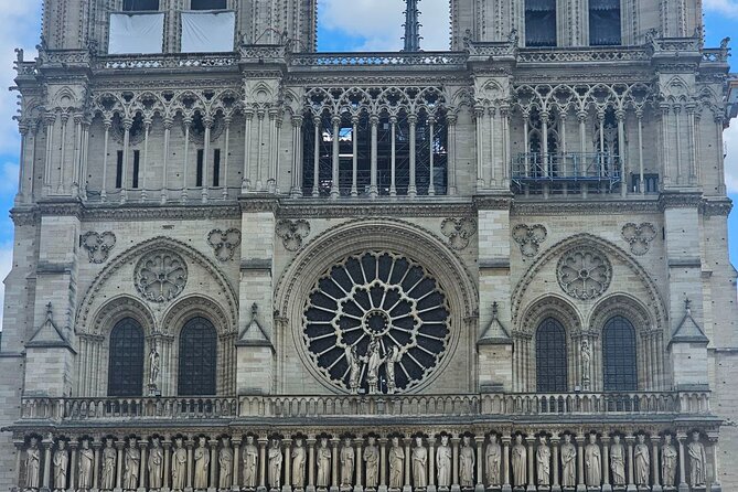 Notre Dame Outdoor Walking Tour and Entrance to Sainte Chapelle - Price and value around $79.81: what you are paying for