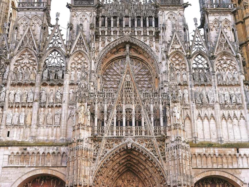 Official English 2hrs Guided Tour of the Must-Sees of Rouen - Official guiding with a certified National Guide Card
