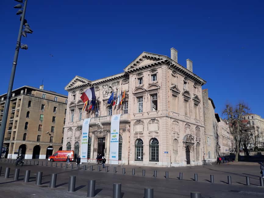 "Old Marseille" district tour and treasure hunt - The treasure hunt format that keeps all ages on track