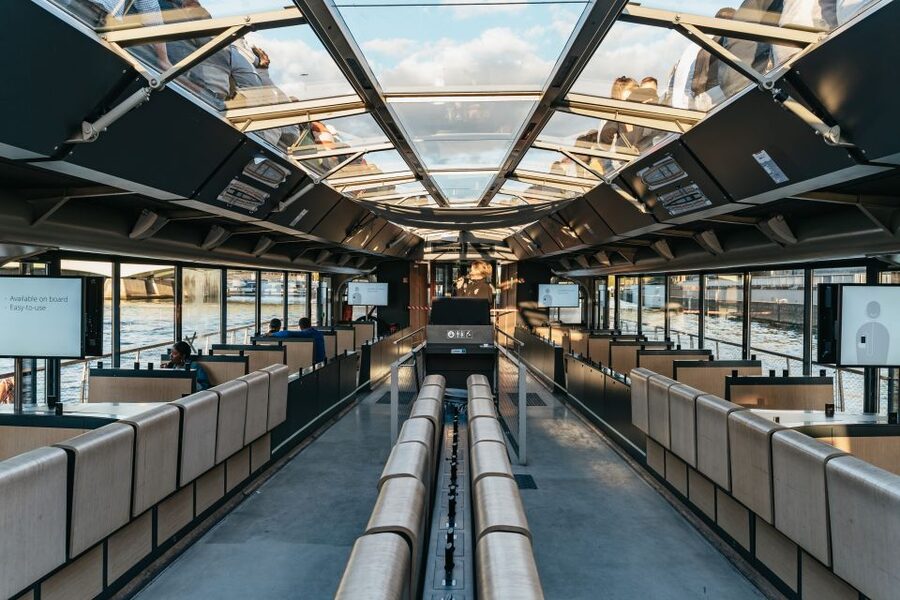 Paris: 1-Hour Sightseeing Cruise and 3-Course Bistro Dinner - Commentary in 11 Languages: Make It Easier to Hear and Understand