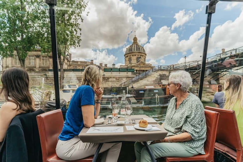 Paris: 2-Hour River Seine Lunch Cruise with 3-course-menu - Entering Paris under the Eiffel Tower