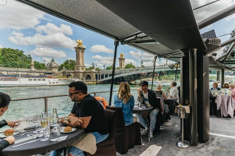 Paris: 2-Hour River Seine Lunch Cruise with 3-course-menu - Landmark by landmark: what each stop adds to your lunch break