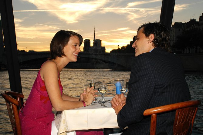Paris 3-Course Gourmet Dinner and Sightseeing Seine River Cruise - From Promenade Édouard Glissant: check-in, seating, and the boat setup