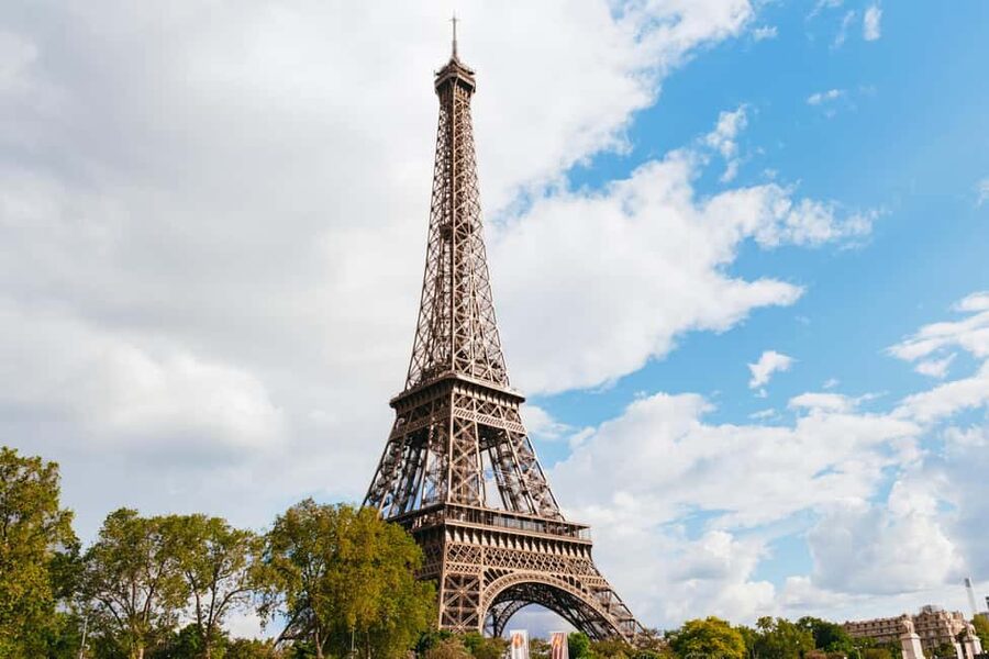 Paris: 3-Course Italian Meal Seine Cruise - A 2-hour Seine cruise dinner that hits Paris lights
