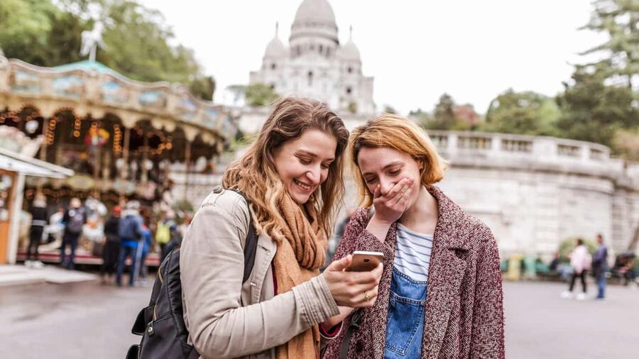 Paris: 3-Hour Private Tour from Champs Élysées to Montmartre - Key reasons this Champs Élysées to Montmartre private tour works