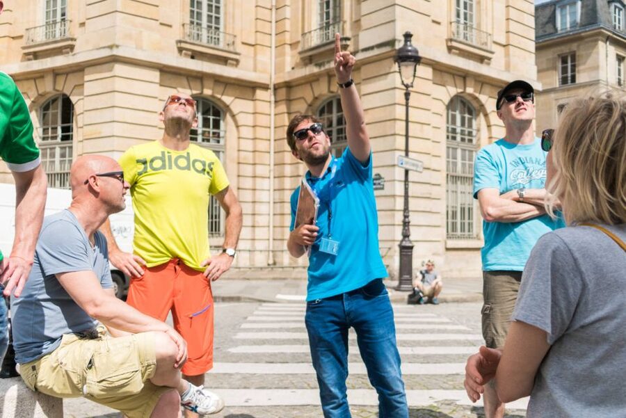 Paris 4-Hour Bike Tour: Off the Beaten Path - St-Germain-des-Prés and the Pantheon Area: Classic Paris Up Close