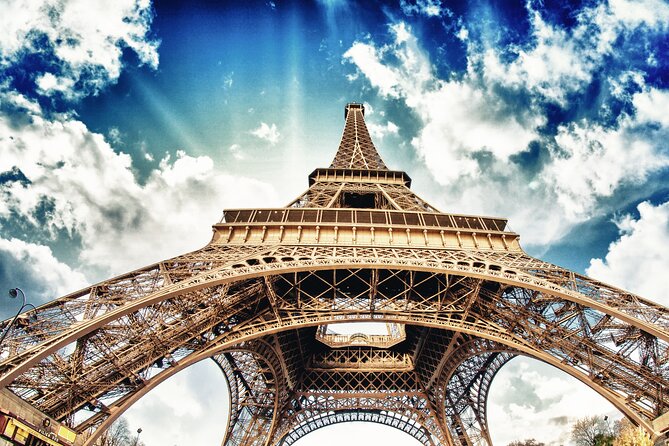 Paris Airports Private Roundtrip Transfer - Quick hits