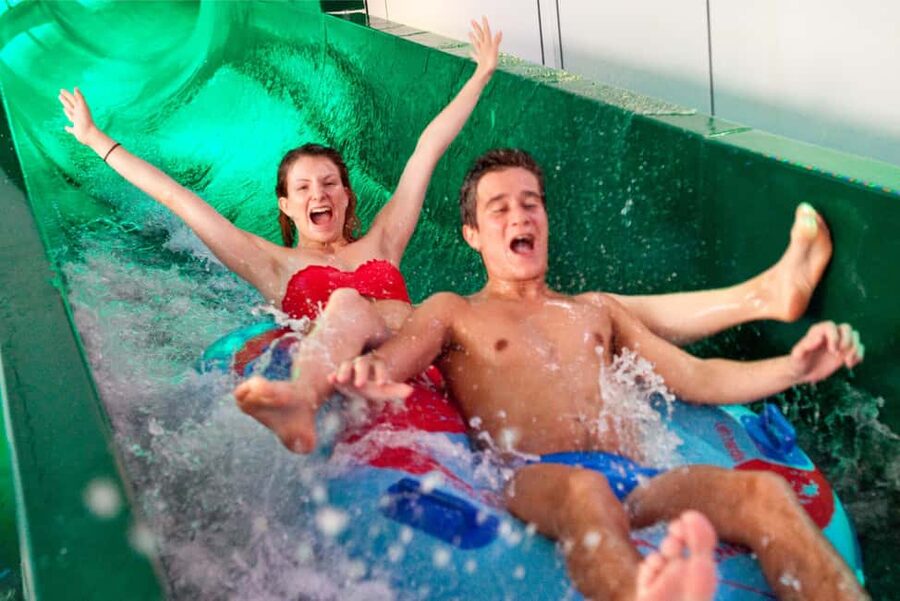 Paris: Aquaboulevard Water Park Entrance Ticket - Timing and crowd control: when to go for easier waves
