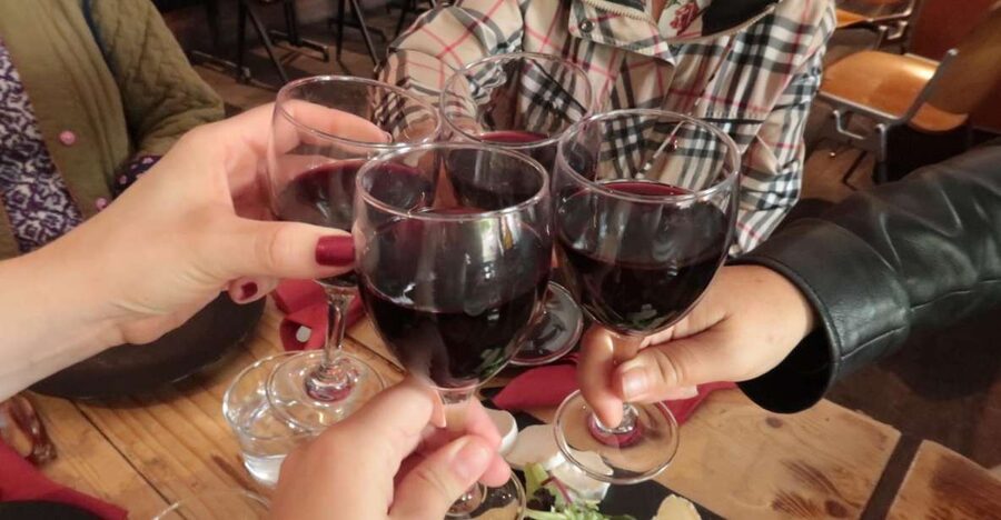 Paris: Belleville 3 Hour Walking Food Tour with a Local - Why Belleville tastes different than the usual Paris route
