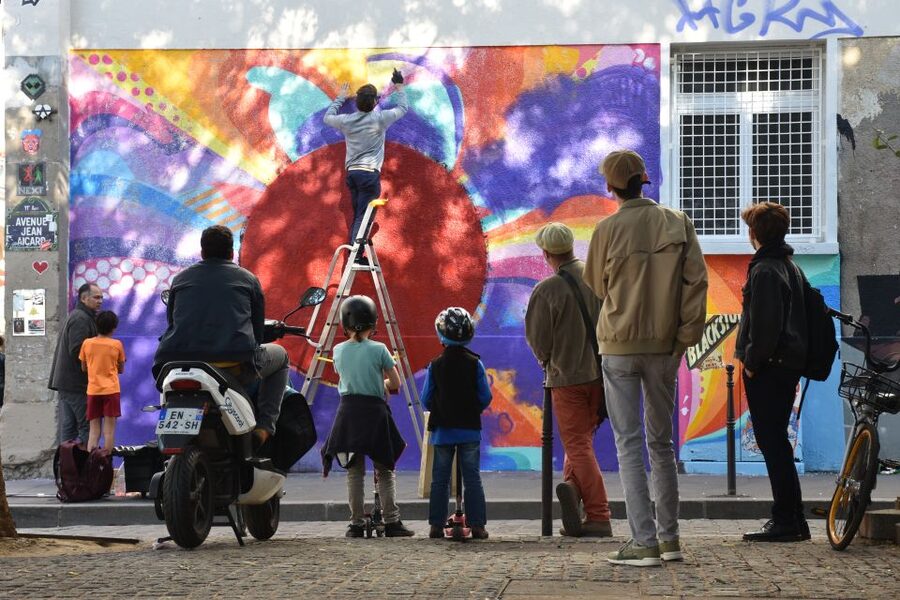 Paris: Belleville Street Art Tour with an Artist - Saturday Finale: Live Performance and a Possible Free Drink