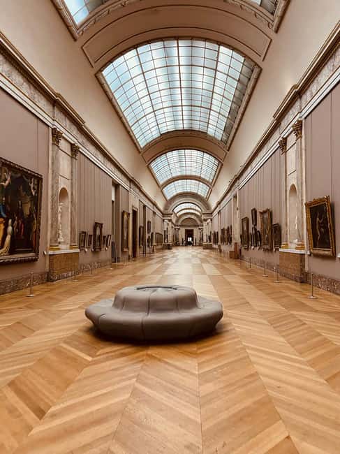 Paris: Best of Louvre Guided Tour With Pre-booked Tickets - Price and value at $92 per person: who should pay for the shortcut