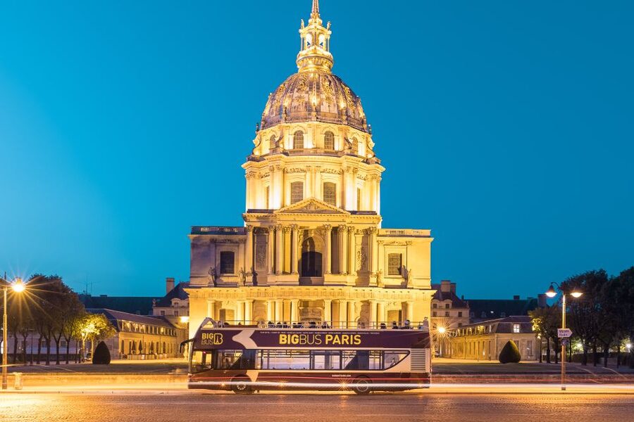 Paris: Big Bus Hop-on Hop-off Tour & Panoramic Night Tour - Notre Dame and the heart of central Paris
