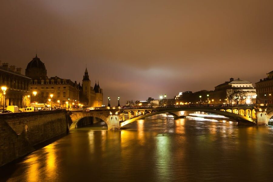 Paris by Night Tour and cruise on the Seine River (optional) - Place de la Concorde and the Champs-Élysées: Paris at Full Volume
