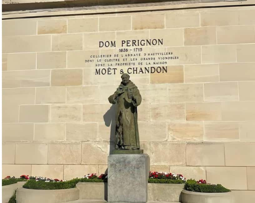 Paris: Champagne Cellars Tour and Tastings with a Sommelier - Épernay’s Avenue de Champagne, plus the Moët moment