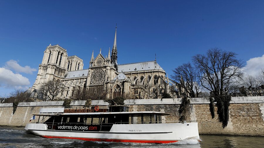 Paris: Champagne Tasting Cruise Departure from Eiffel Tower - Practical Tips to Get the Most From Your Champagne Hour