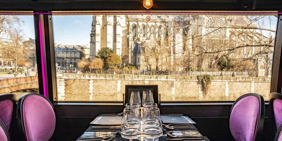 Paris: Champs Elysées Bus Toqué w/Lunch & Glass of Champagne - Notre-Dame Cathedral and the Left Bank big names