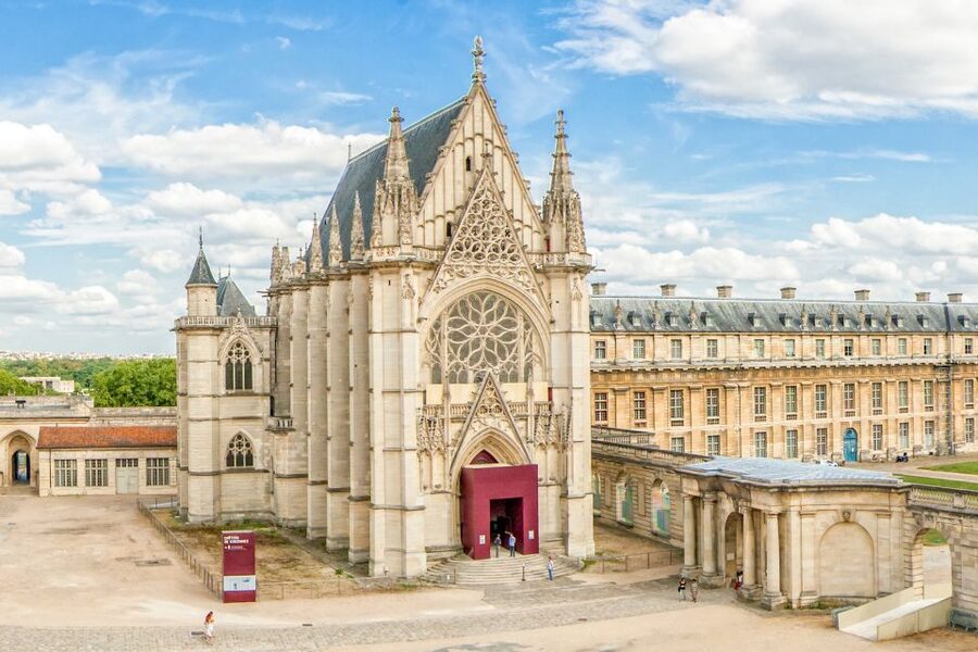 Paris: Château de Vincennes Entry Ticket - The guided tour in French at 2:15 and 3:00 PM