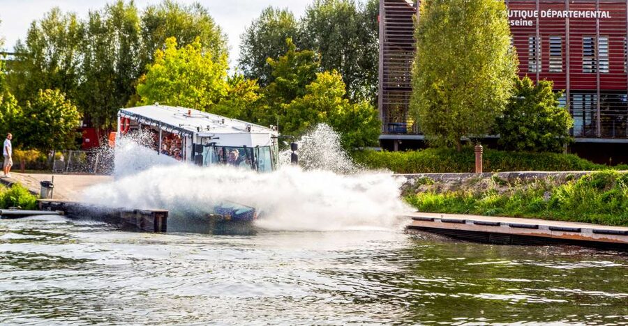 Paris: City and River Seine Tour on an Amphibious Bus - An amphibious bus tour is the easiest way to see Paris fast