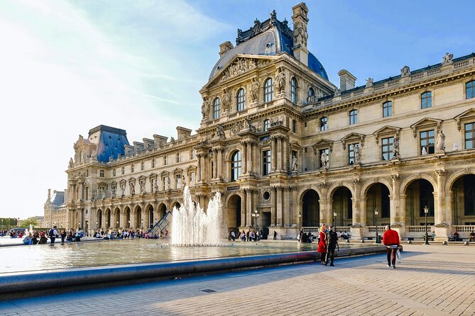 Paris City Center Free Walking Tour (Tip-Based) - Pont Neuf: Oldest Bridge Energy and the Legends You’ll Want to Know